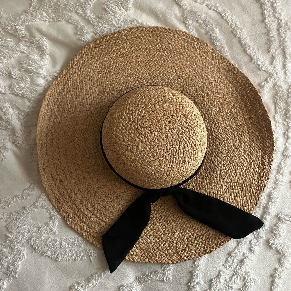NEW IN BOX Revolve Summer Sun Hat